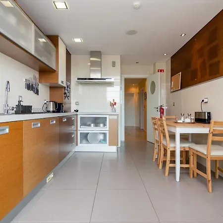Panoramic Sky Apartment Setubal